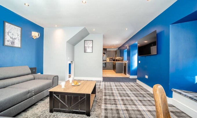 Tarbet House | Tea Room - Tarbet - Two Bedroom House, Sleeps 4