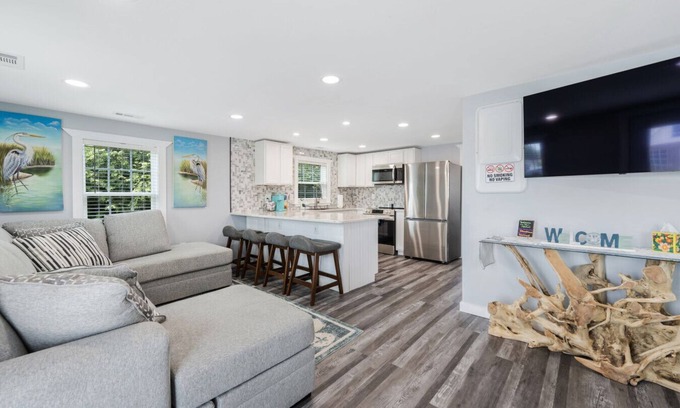 Morehead City Apartment | Teach`s Reach - Beaufort