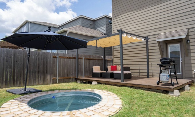 McNeil House | Tech Ridge Home Minutes to Major Hospitals & Downtown Austin