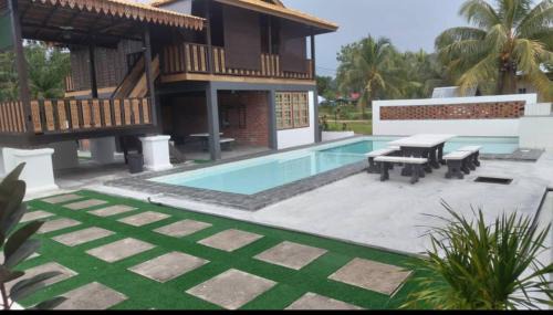 Batu Pahat House | Tein homestay