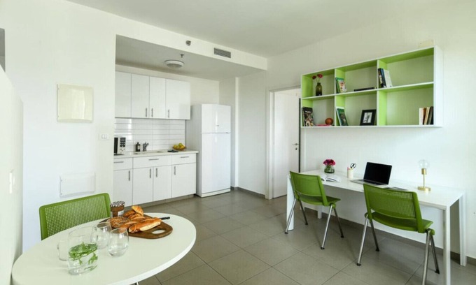 Tel Aviv Apartment | Tel Aviv Uni Smart & Cozy Stay E701