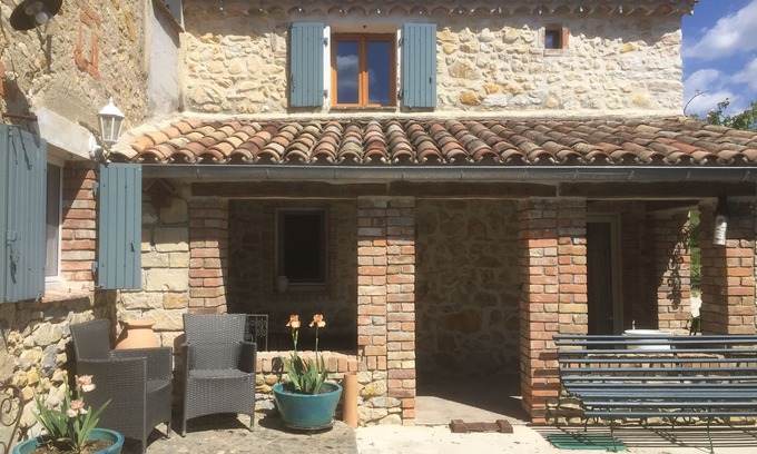 Bagard House | Teleworking in a cottage in the countryside. Peace and quiet guaranteed!