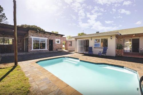 Grahamstown Cabin | Temba Private Game Reserve Aloe Temba Safari Lodge