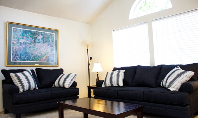Temecula House | Temecula Wine Country Estate with Private Pool