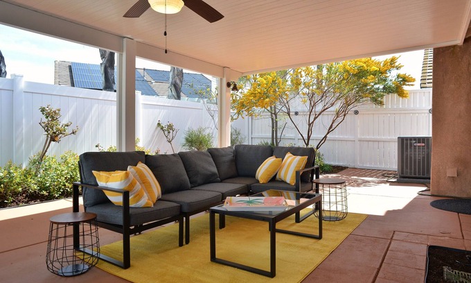 Temecula House | Temecula Wine County Cottage