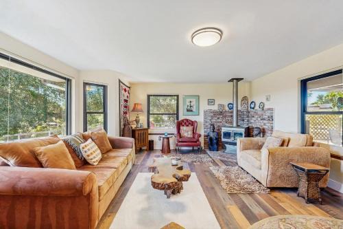 Templeton House | Templeton Top of the Hill View Home
