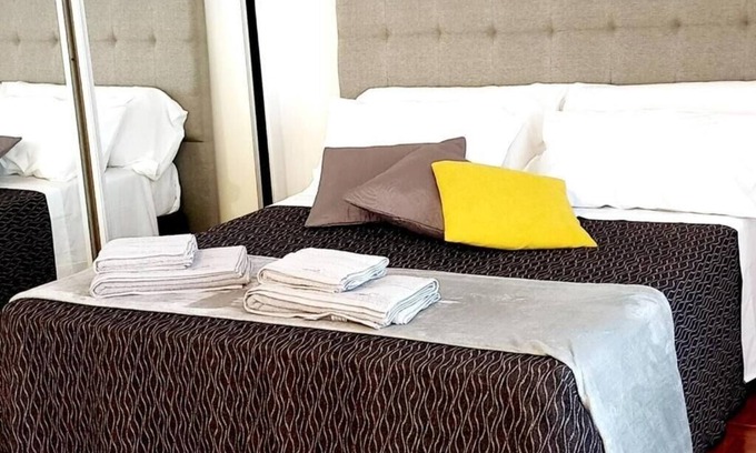 Cordoba Apartment | Temporary Apart. Excellent location in the historic center of Cordoba! One bedroom