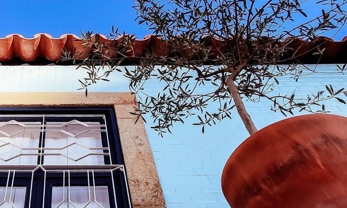 Espinho House | ten2twelve ❤️ 2 Min. walk to the Beach | 3 Bedrooms | Up to 9 P | Parking