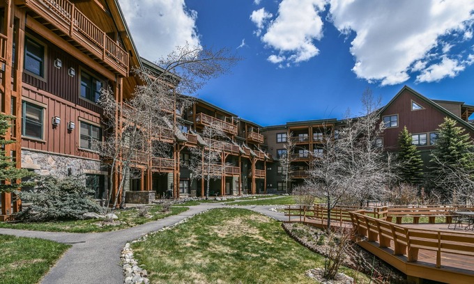Mountain House Condo | Tenderfoot Lodge 2673