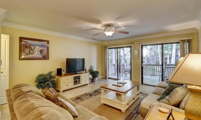 Shipyard Plantation Apartment | Tennismaster 303