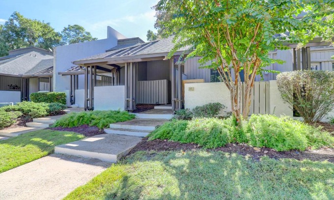 Shipyard Plantation Hotel | Tennismaster 505