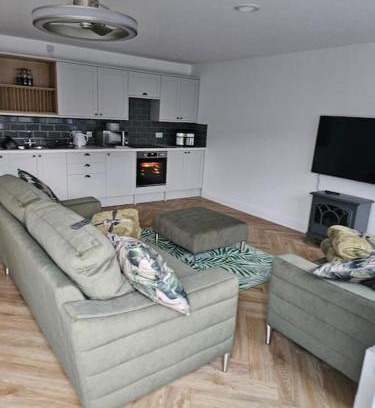 Vale of Glamorgan Apartment | Tennyson Lodge
