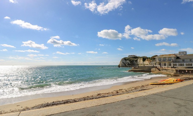 Totland Bay Cottage | Tennyson View
