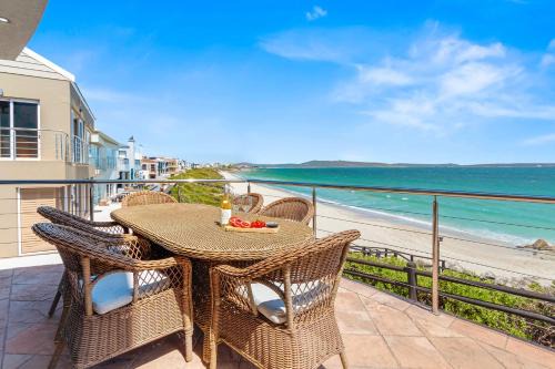 Calypso Beach House | Tenos On Calypso 16