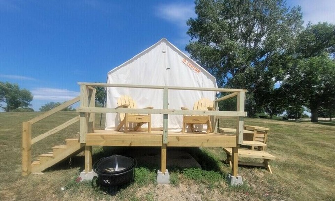 Loup City RV Rental | Tentrr State Park Site - Nebraska Sherman SRA – Redwood Lakeview E – Single Ca