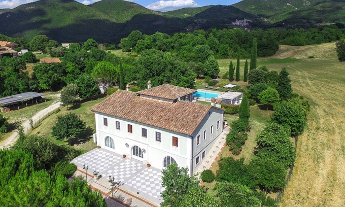 Acquasparta Villa | Tenuta Astolfi 12+3, Emma Villas