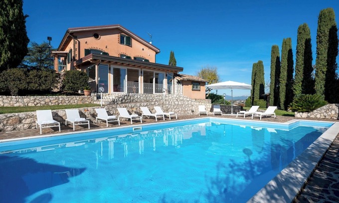 Segni Villa | Tenuta Cavi 6+4, Emma Villas