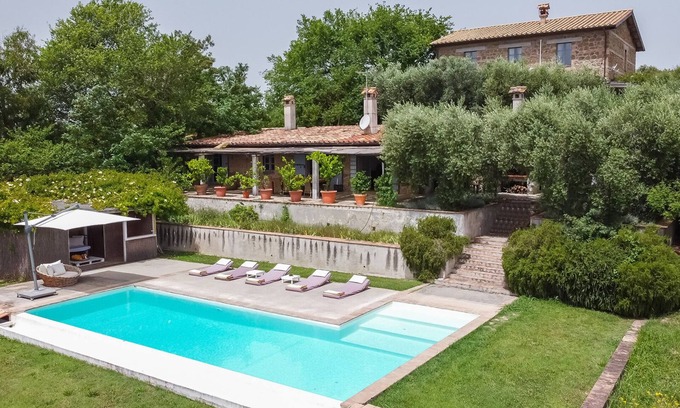 Magliano Sabina Villa | Tenuta Colle Sala - Country House & Suites