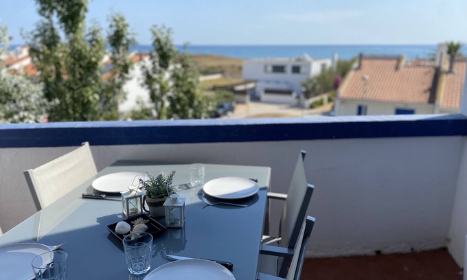 Mas Pinell Apartment | TER 31C - Renewed, sea views, A/C and with pool