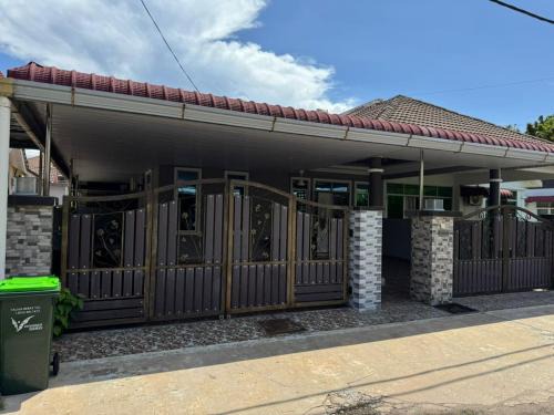Kampung Serukam House | Teratak Perdana
