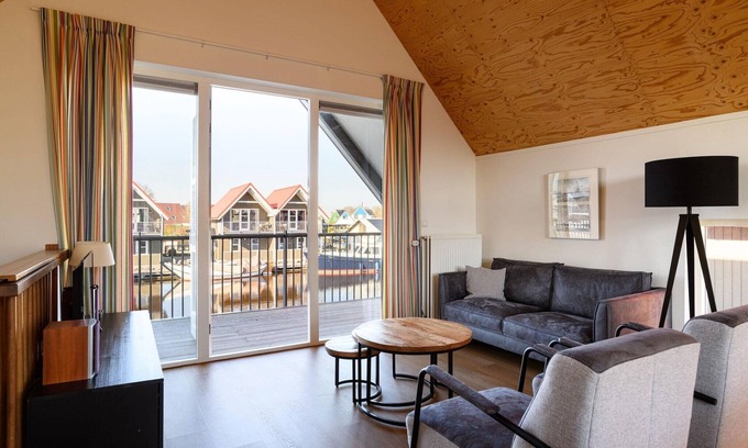 Terherne House | Terherne Central Cottage Stay