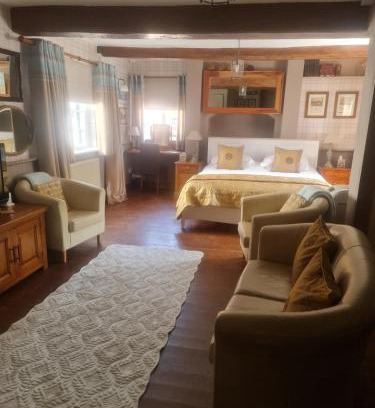 Wollerton Bed & Breakfast | Ternhill Farm House - 5 Star Guest Accommodation with optional award winning breakfast