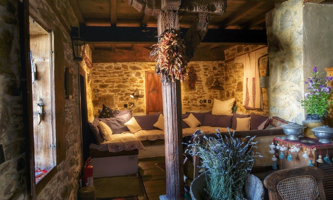 Sirince House | Terrace Houses Sirince - Fig, Olive Clockmakers and Grapevine
