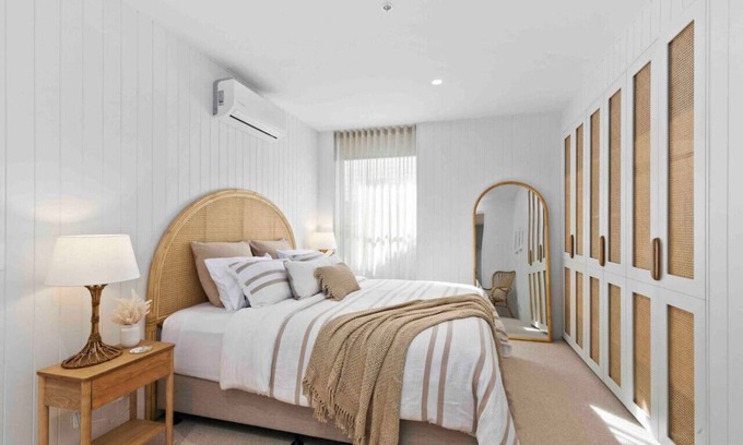 Ocean Grove Apartment | Terrace LUXE- 100m to shops, 2 KING beds, Parking