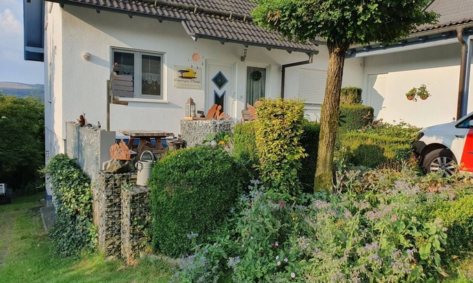 Elkeringhausen Apartment | Terrace Retreat in Winterberg