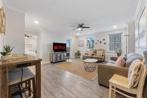Downtown Atlanta House | Terrace, Skyline View, Downtown, Restaurant and Bars