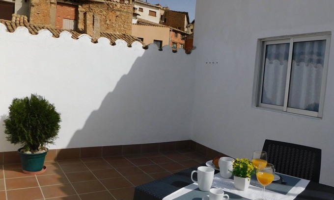 Monroyo Apartment | Terrace studio