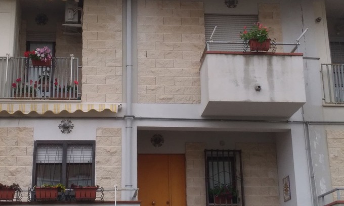 Minturno House | Terraced house on 2 floors, independent entrance