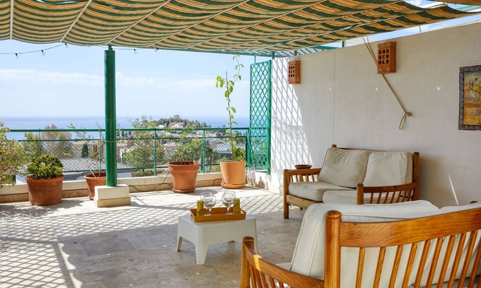 Cerrado de Calderon House | terraced house with magnificent sea view