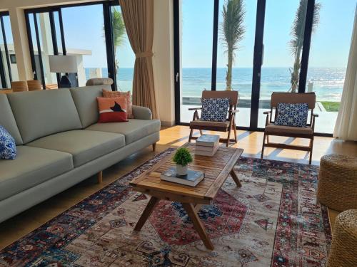 Phan Thiet Villa | TerraCotta Beachfront Villa Phan Thiet