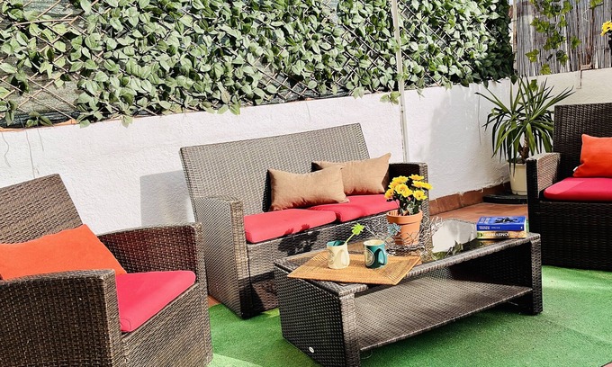 El Guinardo Apartment | Terrance Barcelona Calm & Leisure