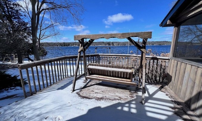 Bobcaygeon Cottage | Terrapin Station Cottage on Pigeon Lake