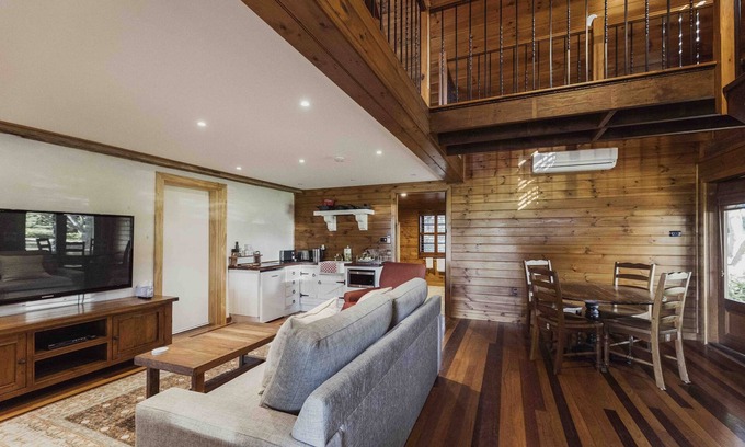 Terara House | Terrara House - Where the Land meets the Sea
