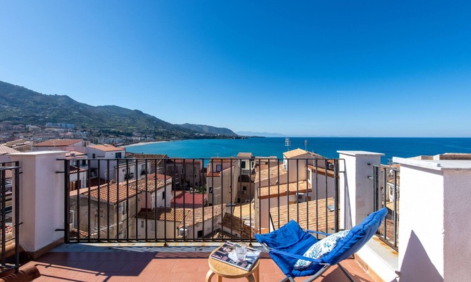 Old Town Apartment | Terrazza Mandralisca by Wonderful Italy