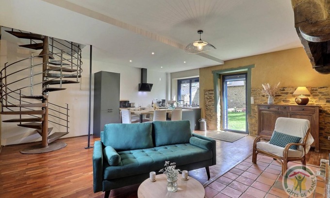 Saint-Medard-sur-Ille House | Terre Nature - Saint Medard SUR Ille