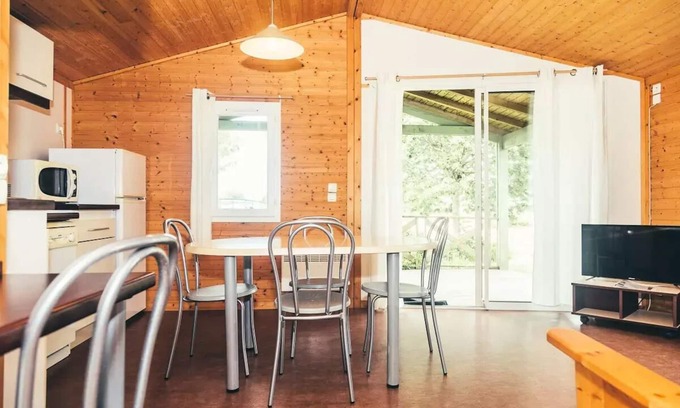 Beynat Ski Chalet | Terres de France - Hamlets of Honey - 3 Room Chalet 4 People