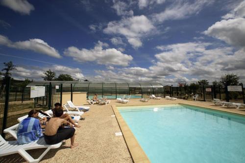 Beynat Resort | Terres de France - Les Hameaux de Miel