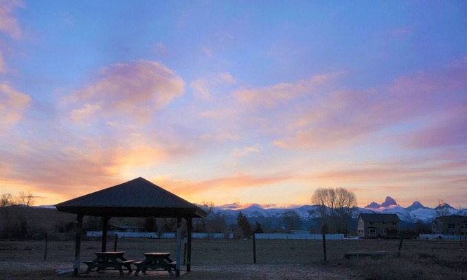 Tetonia Hotel | Teton Peaks Resort