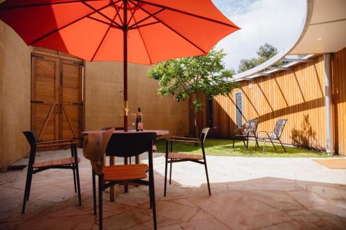 Nungurner House | Teulu House - Luxury Retreat in Nungurner