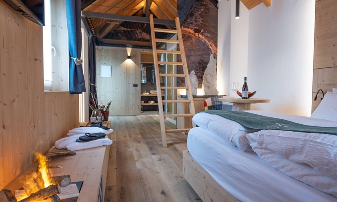 Chies d'Alpago Bed & Breakfast | TEVERONE SUITES - Room Camoscio