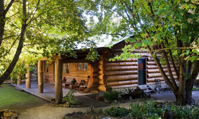 Porepunkah Cabin | Tewksbury Lodge - Authentic Log Cabin