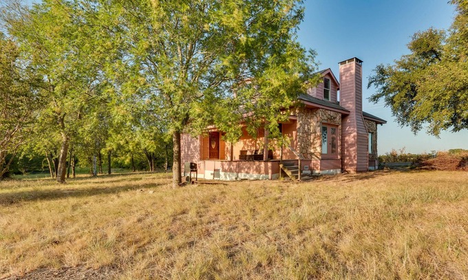 Westminster Cottage | Texas Country Cottage on 15 Acres!