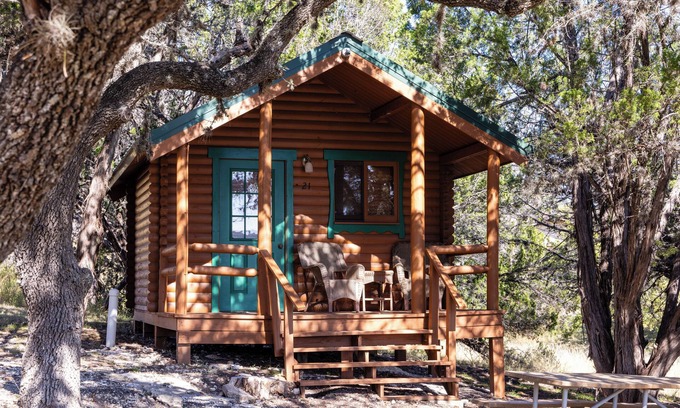 Medina Hotel | Texas Hill Country Resort