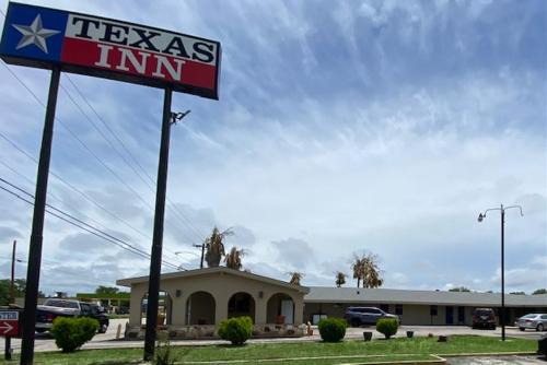 Seguin Hotel | Texas Inn Seguin