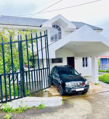 Kandal Villa | Teyt's White Home - 3 bedroom Villa