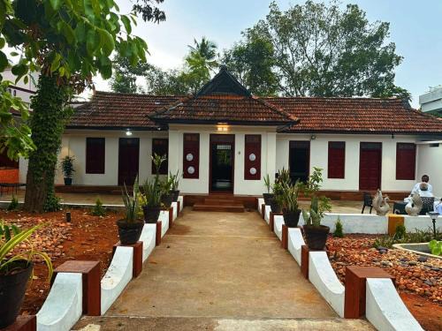 Edava House | Thachees heritage stay